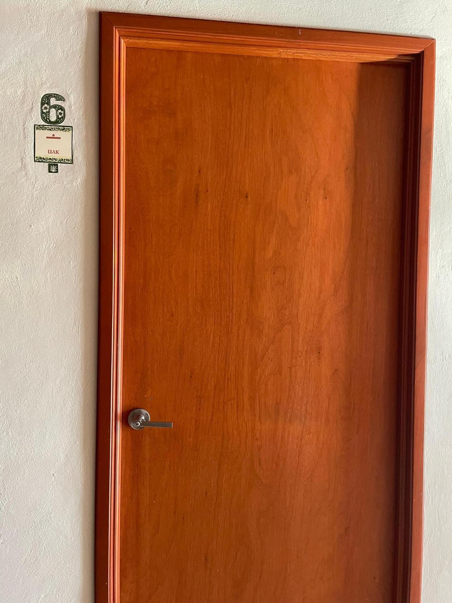 Hostal Poquito A Poquito Вальядолід Екстер'єр фото