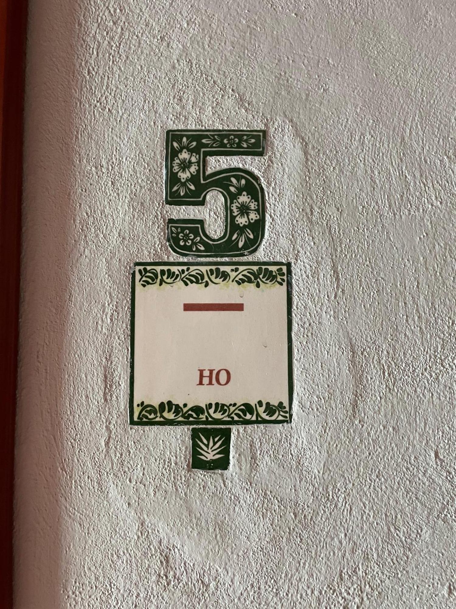 Hostal Poquito A Poquito Вальядолід Екстер'єр фото